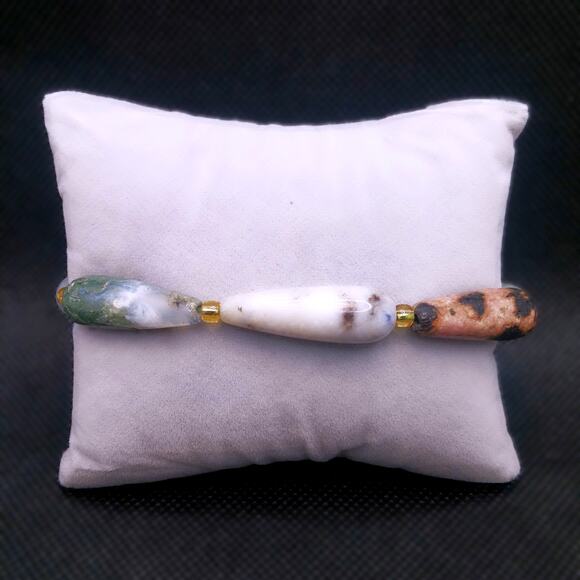 Artisan Tear Drop Agate Bracelet Natural Gemstone Stretch Beaded Unisex NEW - Picture 1 of 12